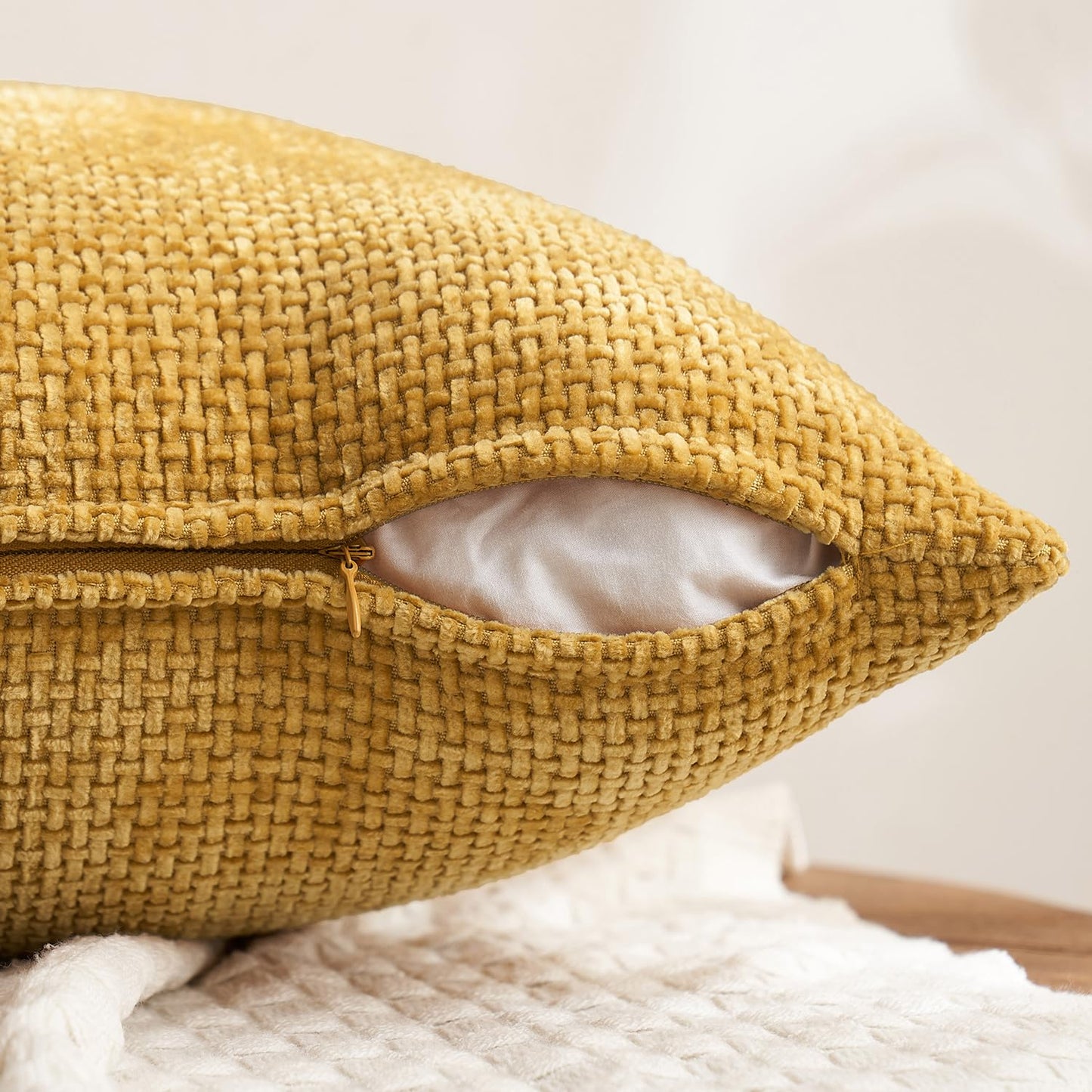 MIULEE Pack of 4 Couch Throw Pillow Covers 18x18 Inch Neutral Soft Decorative Chenille Pillow Covers Farmhouse Boho Cushion Covers for Mid Century Modern Home Decor Sofa Bedroom Living Room